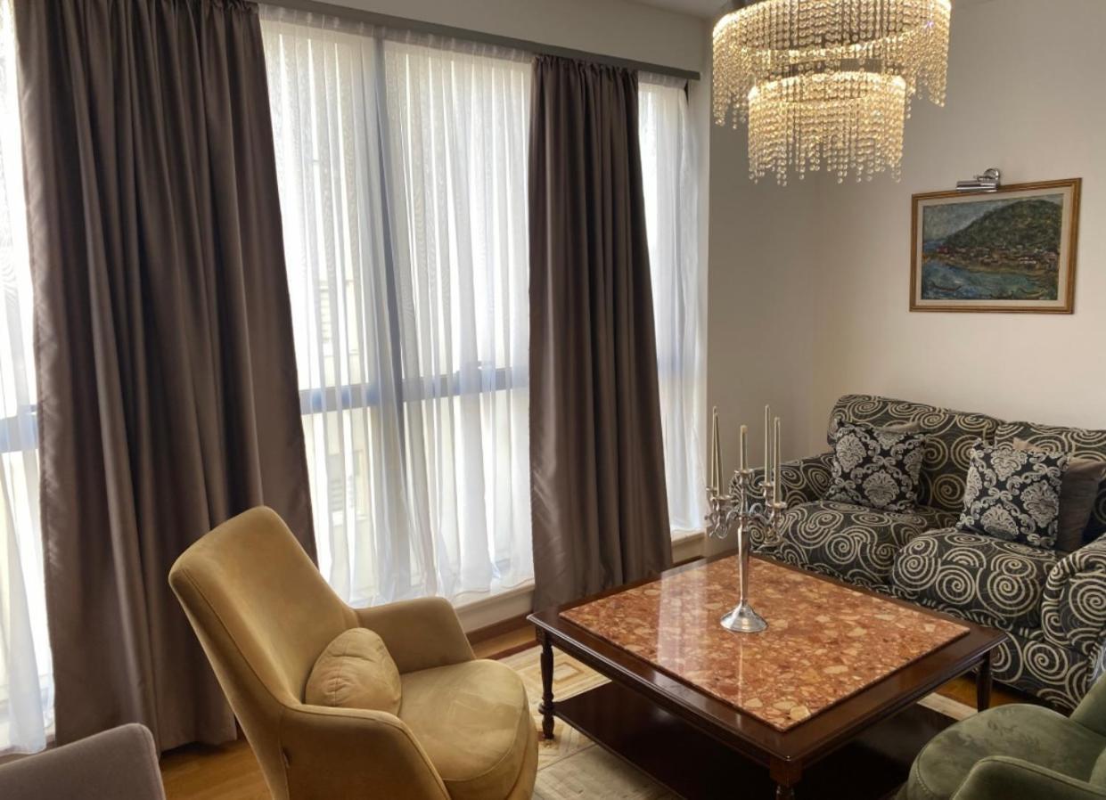 Hotel Ideall Подгориця Екстер'єр фото