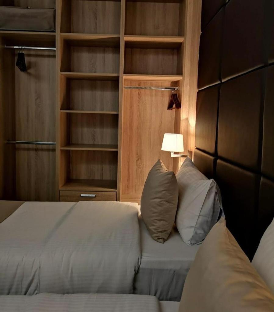 Hotel Ideall Подгориця Екстер'єр фото