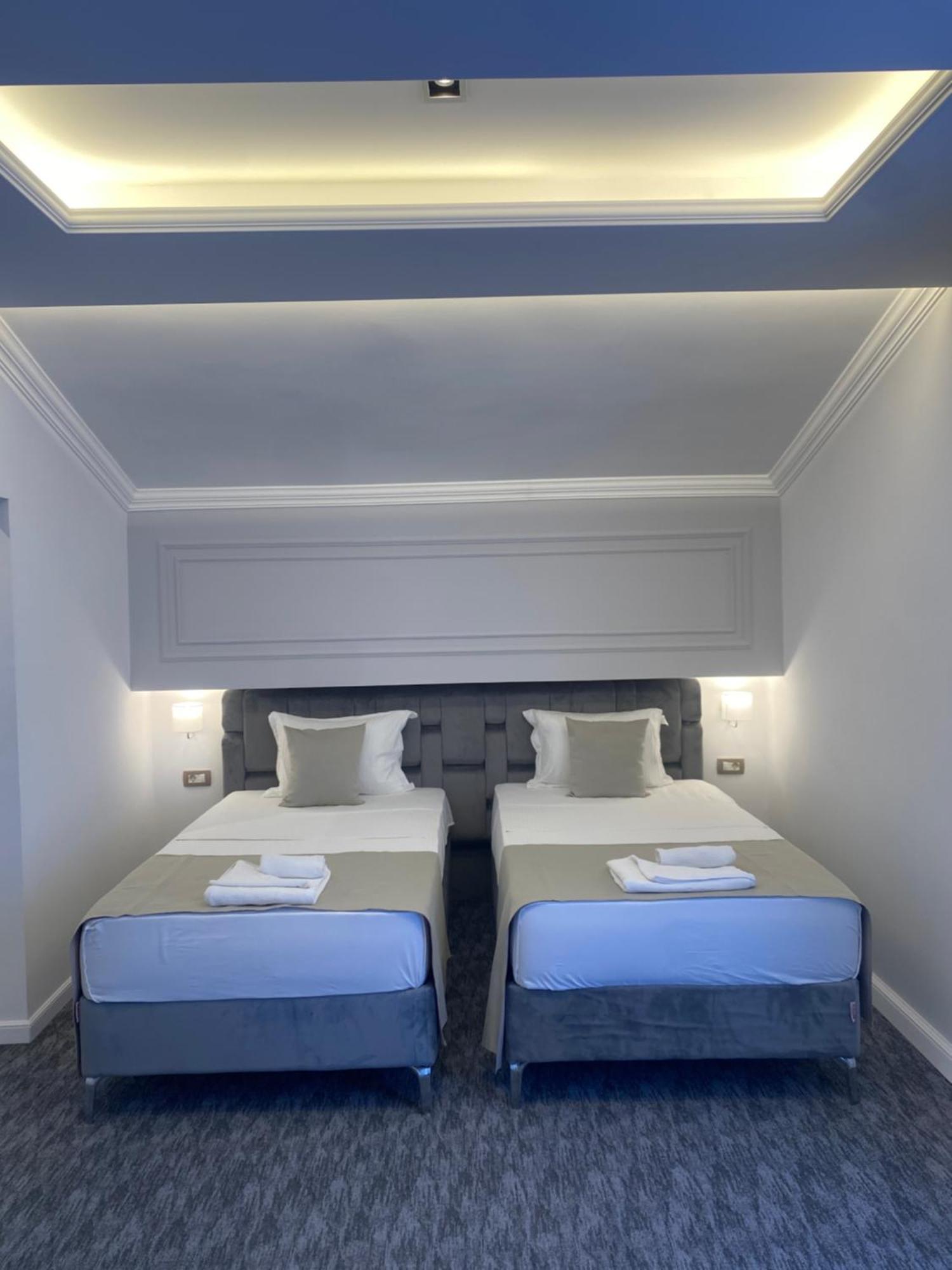 Hotel Ideall Подгориця Екстер'єр фото